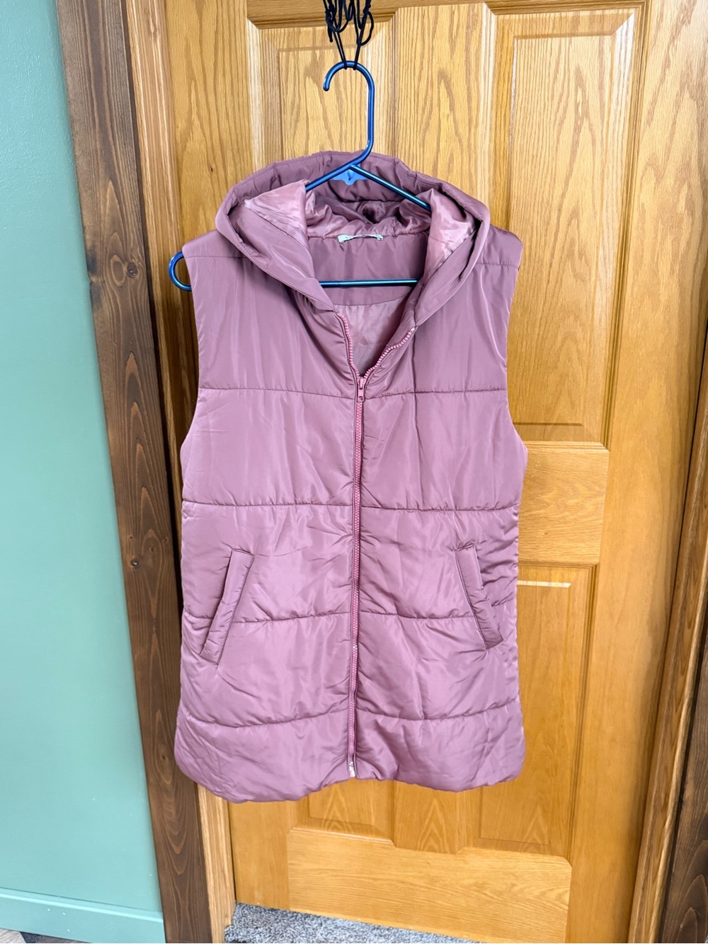Staccato Hooded Quilted Vest - Dusty Rose